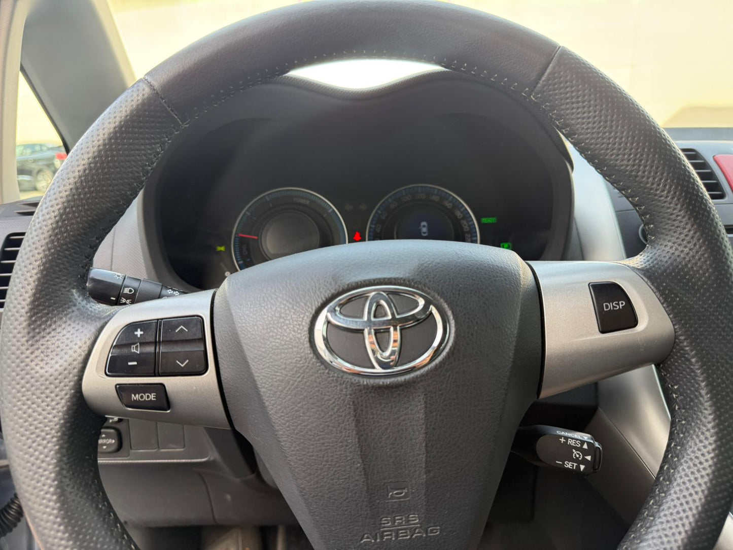 Toyota Auris Automatique 1.8 Hybride/Essence 73kW Euro 5