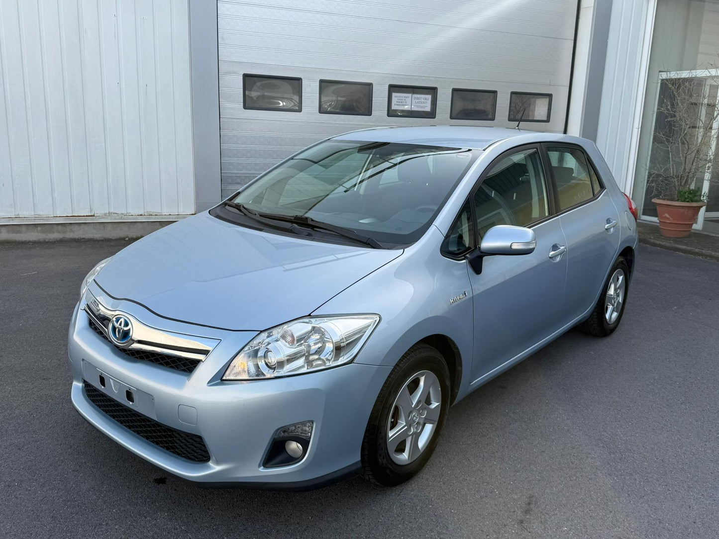 Toyota Auris Automatique 1.8 Hybride/Essence 73kW Euro 5