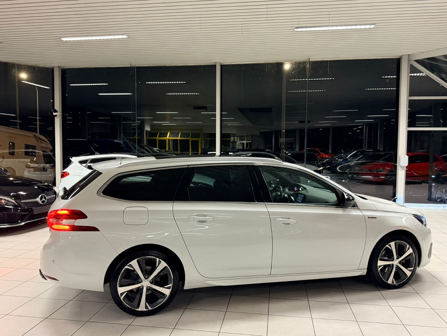 Peugeot 308 GT-Line Automatique 2.0hDi 110kW Euro 6b