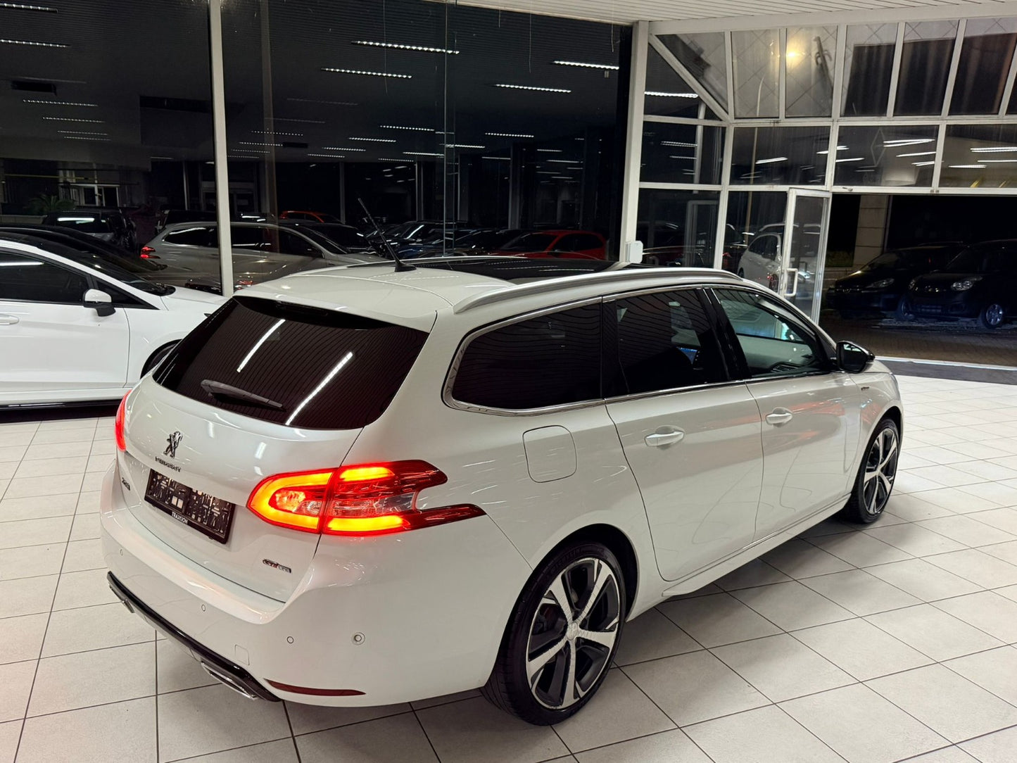Peugeot 308 GT-Line Automatique 2.0hDi 110kW Euro 6b