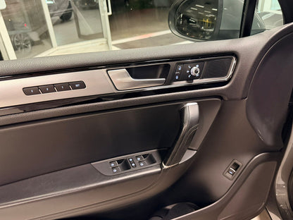 VW Touareg R-Line 4x4 Automatique 3.0TDI V6 BlueMotion 150kW Euro 6b