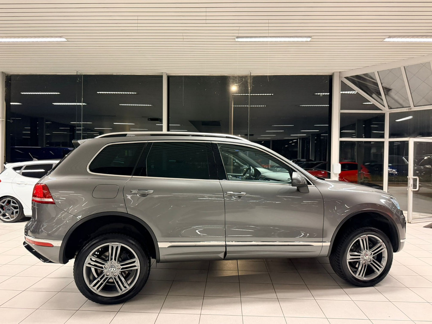 VW Touareg R-Line 4x4 Automatique 3.0TDI V6 BlueMotion 150kW Euro 6b