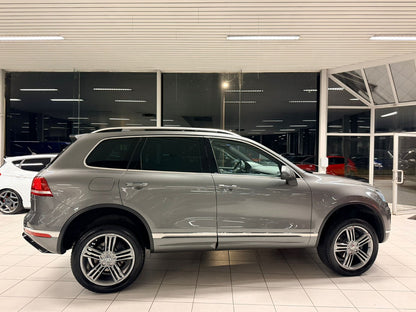 VW Touareg R-Line 4x4 Automatique 3.0TDI V6 BlueMotion 150kW Euro 6b