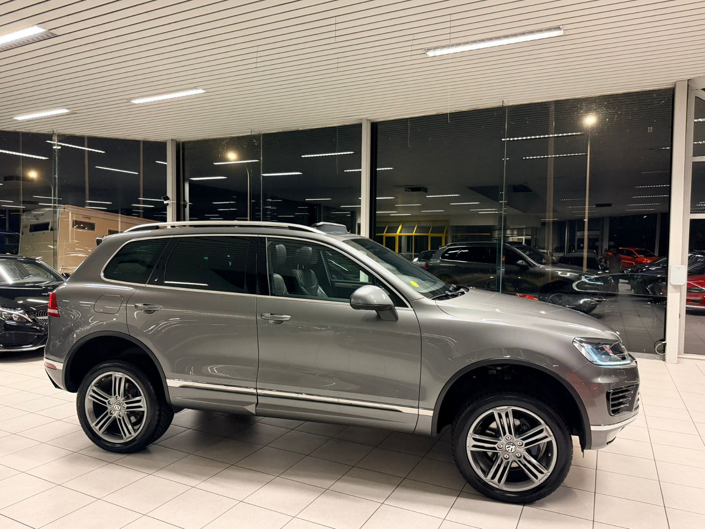 VW Touareg R-Line 4x4 Automatique 3.0TDI V6 BlueMotion 150kW Euro 6b