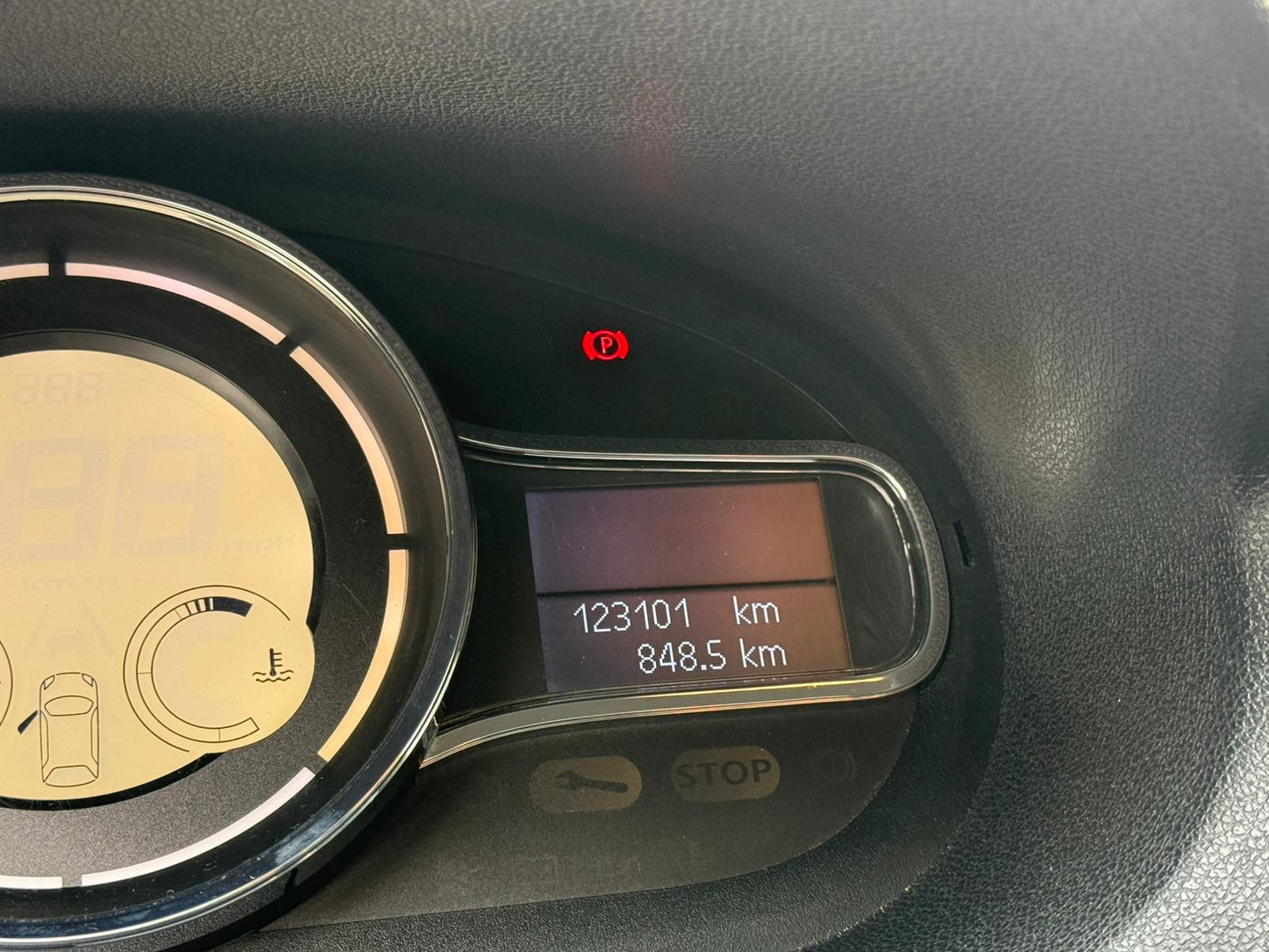 Renault Megane 1.6i Essence 81kW Euro 5