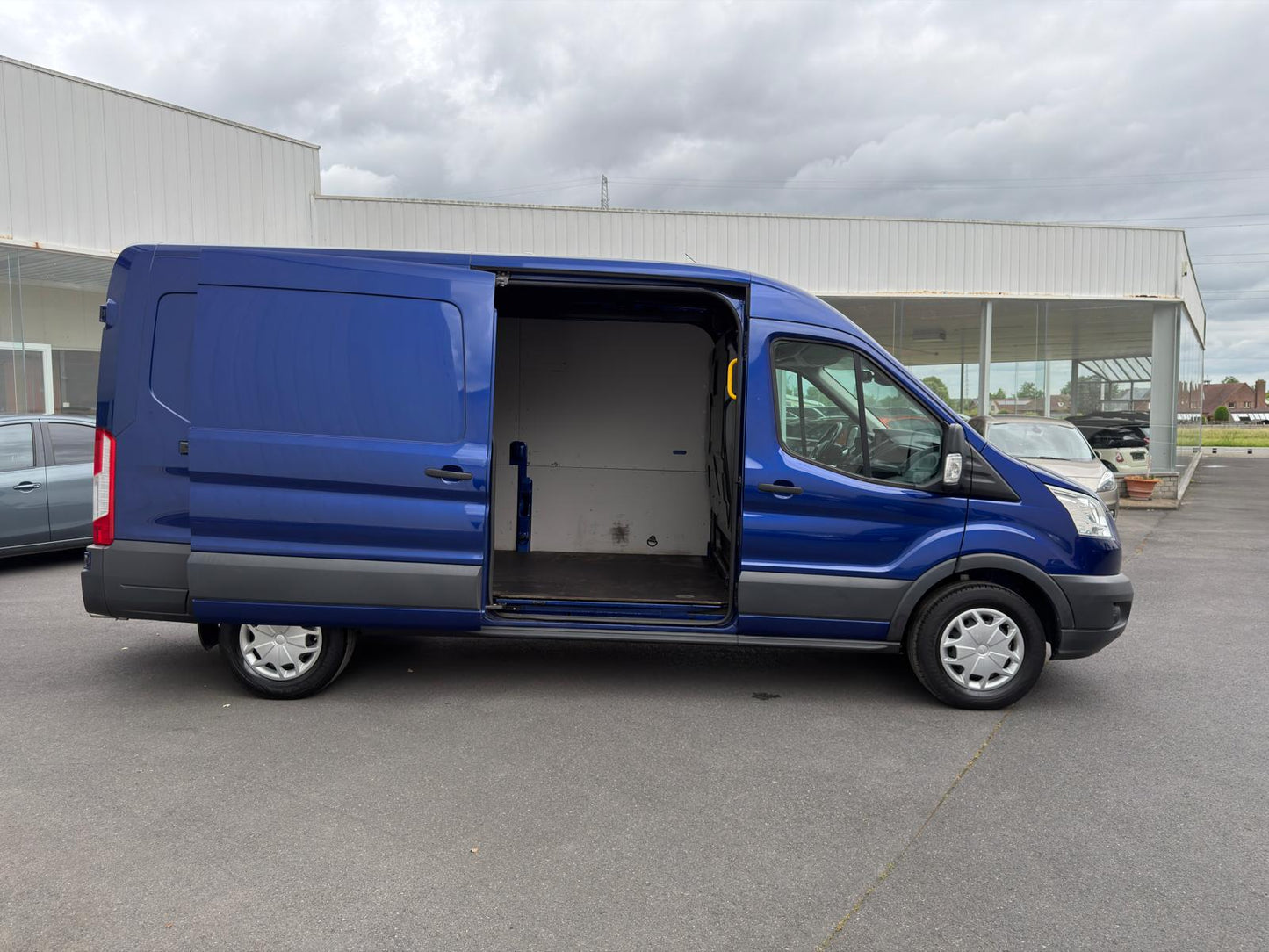 Ford Transit Utilitaire Automatique 2.0D 96kW Euro 6B
