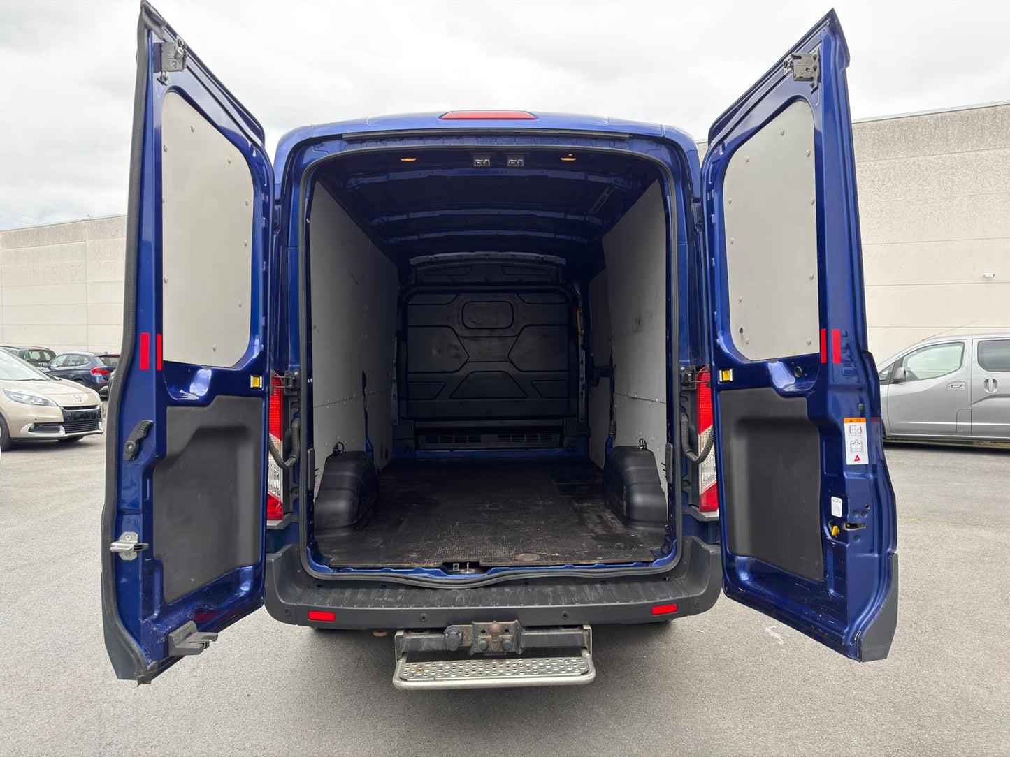 Ford Transit Utilitaire Automatique 2.0D 96kW Euro 6B