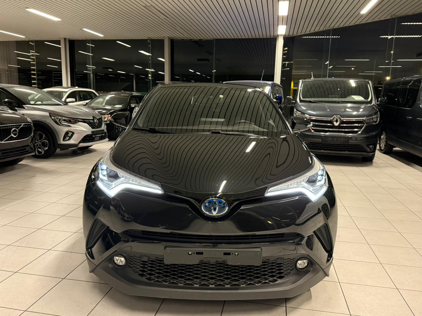 Toyota C-HR 1.8 Essence/Hybride Automatique 72kW Euro 6b