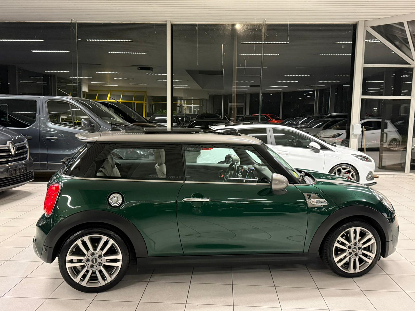 Mini Cooper SD 7 Seven 2.0D Automatique 125kW Euro 6b