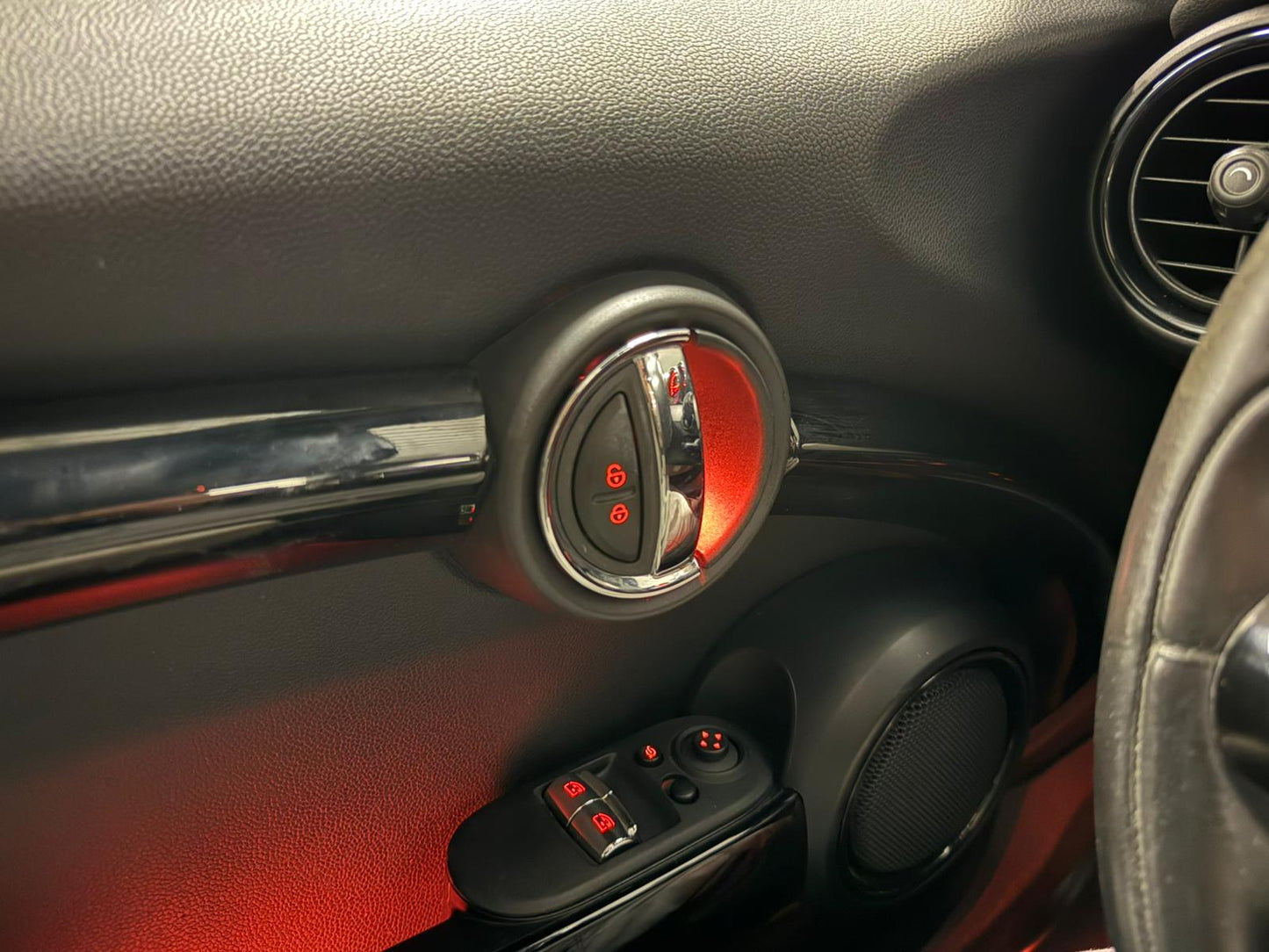 Mini Cooper SD 7 Seven 2.0D Automatique 125kW Euro 6b