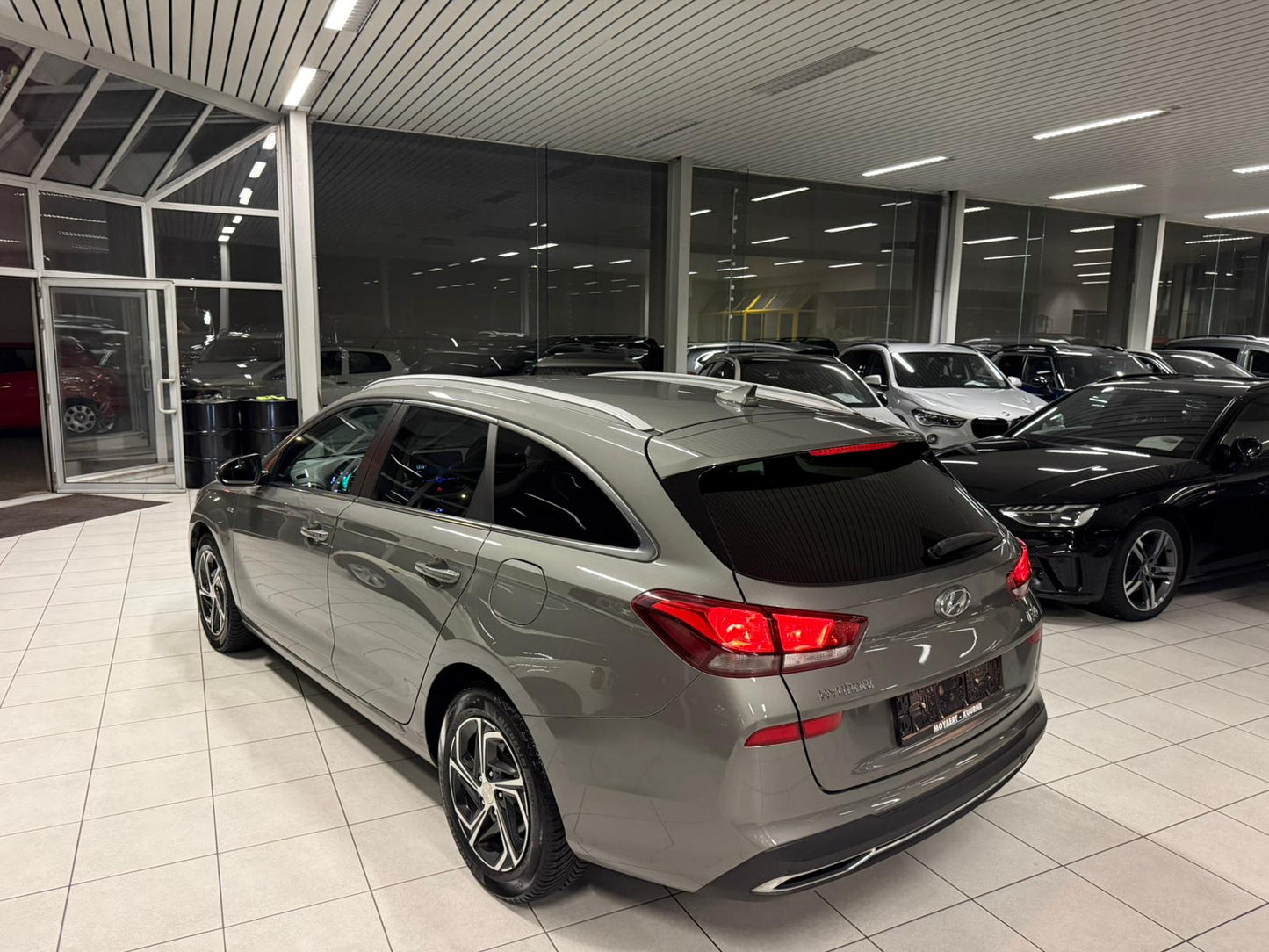 Hyundai i30 Delivery-Pack 1.0T-GDI 48V Essence/Hybride Automatique 88,3kW Euro 6-ISC-FCM