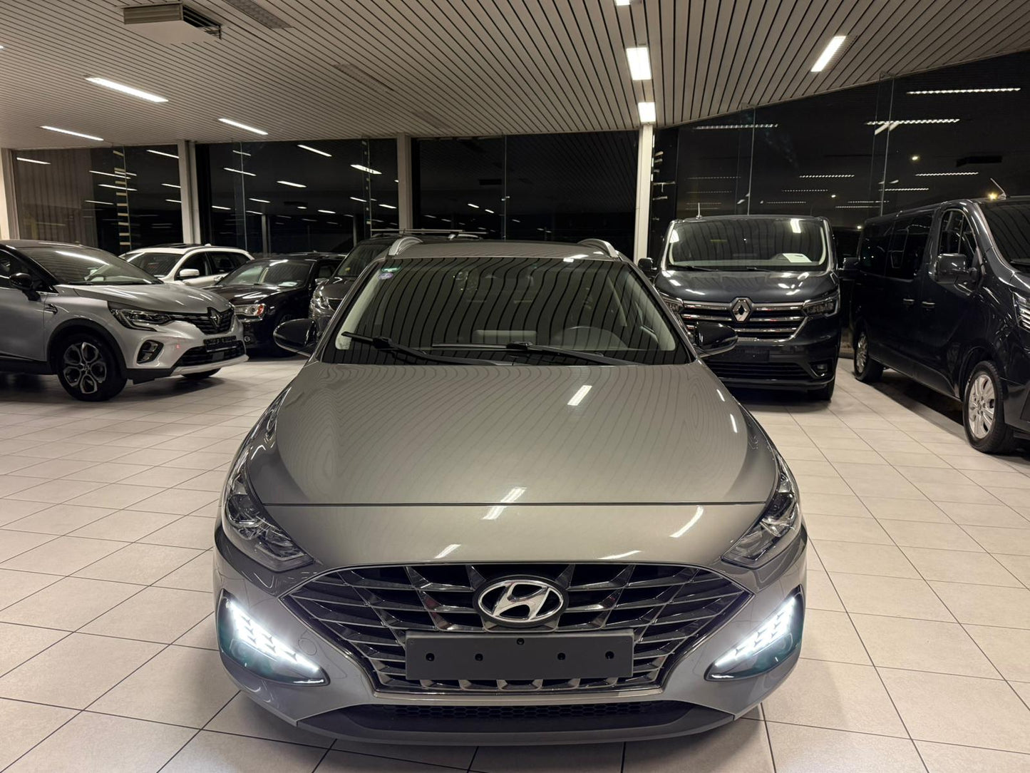 Hyundai i30 Delivery-Pack 1.0T-GDI 48V Essence/Hybride Automatique 88,3kW Euro 6-ISC-FCM