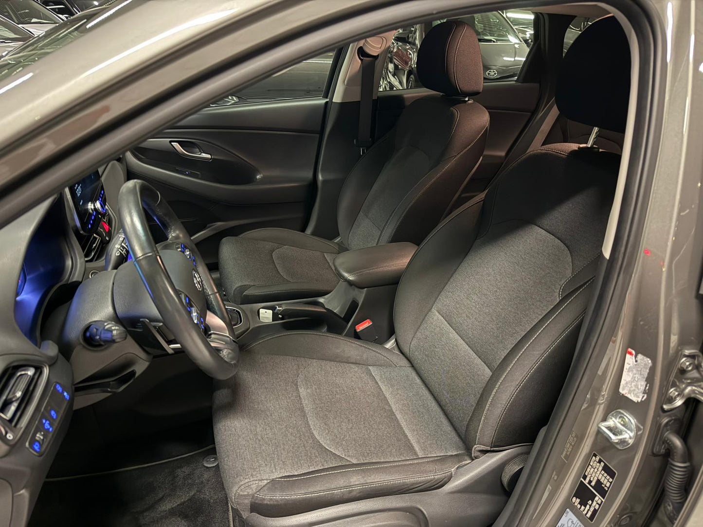 Hyundai i30 Delivery-Pack 1.0T-GDI 48V Essence/Hybride Automatique 88,3kW Euro 6-ISC-FCM