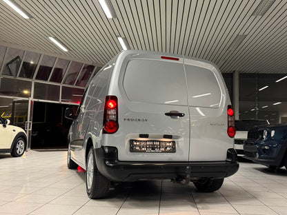 Peugeot Partner Utilitaire 3 Places 1.6i Essence 72kW Euro 6b