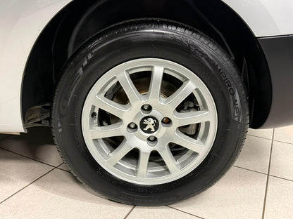 Peugeot Partner Utilitaire 3 Places 1.6i Essence 72kW Euro 6b