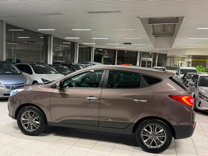 Hyundai Tucson iX35 LM 1.6i Essence 99kW Euro 5